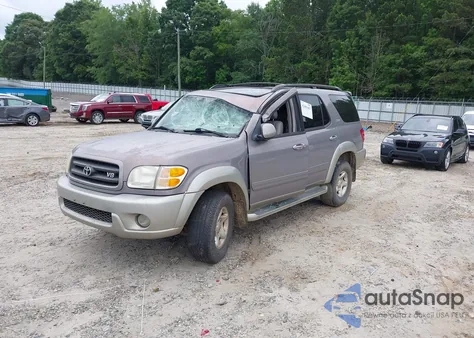 2002 Toyota Sequoia Sr5 z USA, uszkodzony, nr VIN 5TDZT34AX2S134839